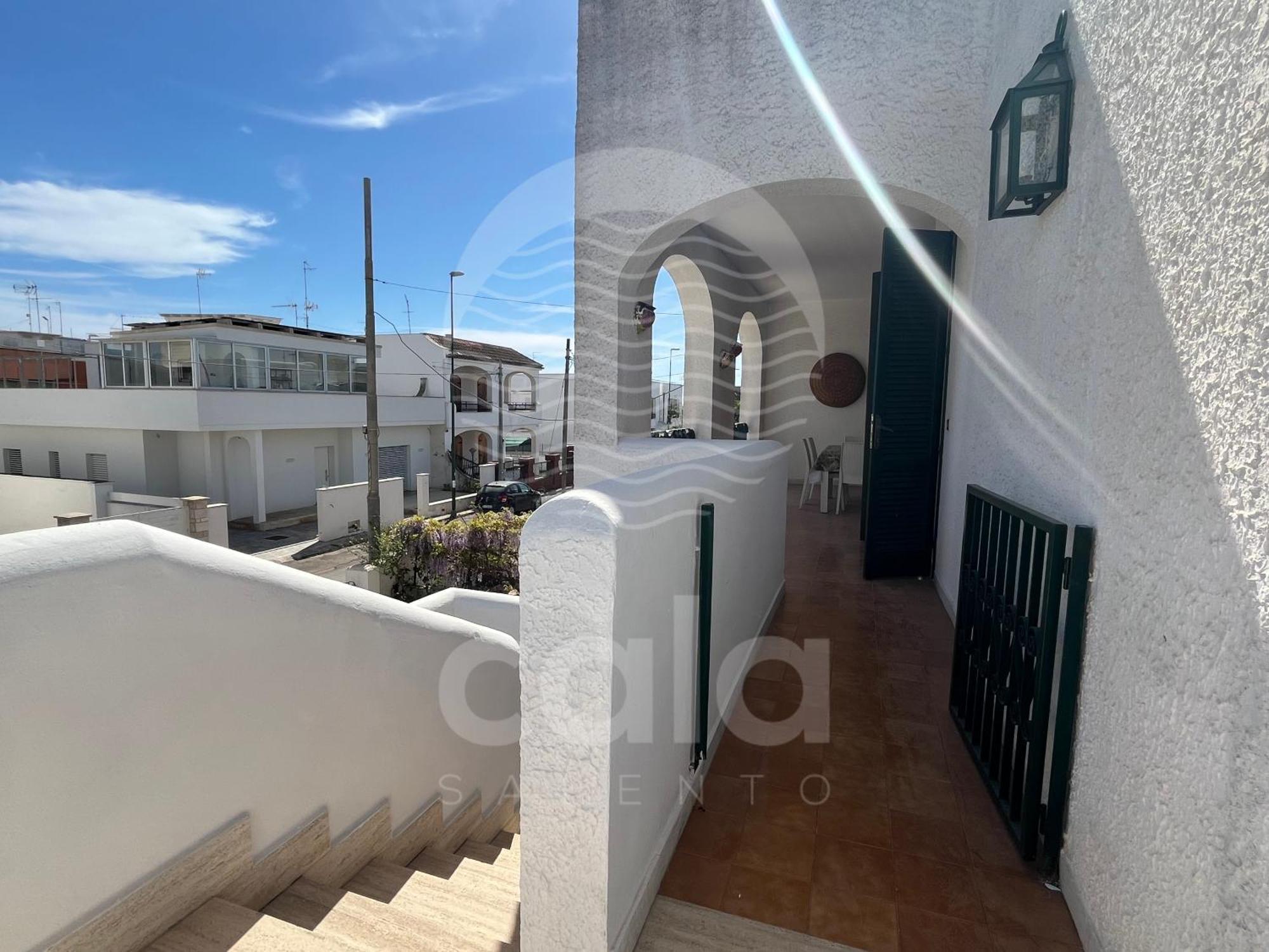 Villetta Kalos By Cala Salento Порто-Чезарео Экстерьер фото
